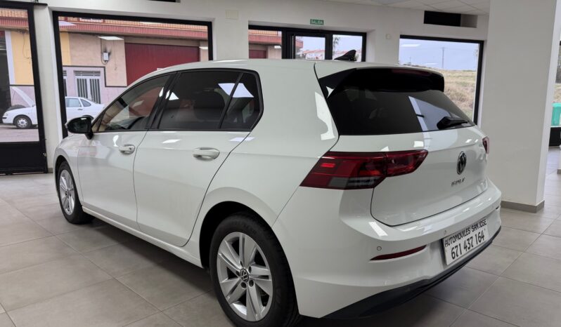 
								VOLKSWAGEN Golf Life 2.0 TDI lleno									