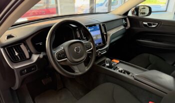 
									VOLVO XC60 2.0 B4 D AWD 197CV lleno								