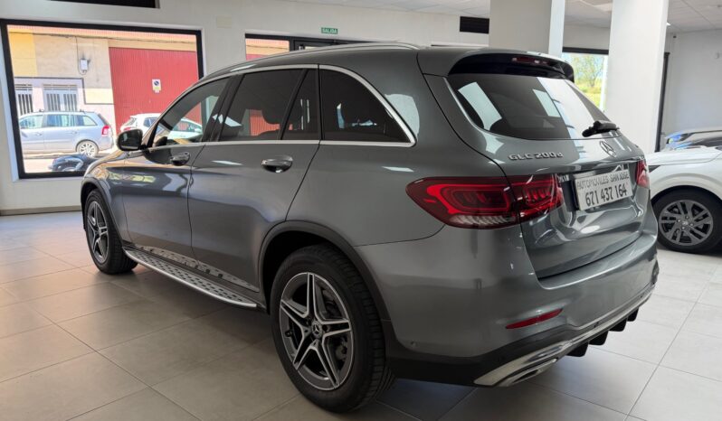 
								MERCEDES-BENZ Clase GLC 200d AMG 4MATIC lleno									