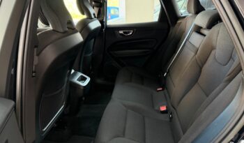 
									VOLVO XC60 2.0 B4 D AWD 197CV lleno								