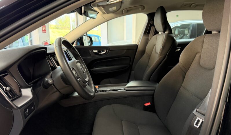 
								VOLVO XC60 2.0 B4 D AWD 197CV lleno									