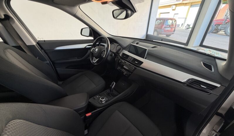 
								BMW X1 sDrive18dA Business lleno									