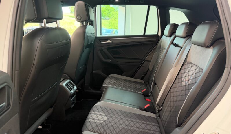 
								VOLKSWAGEN Tiguan RLine 2.0 TDI 110kW 150CV lleno									