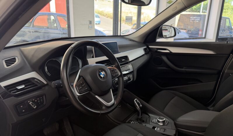 
								BMW X1 sDrive18dA Business lleno									