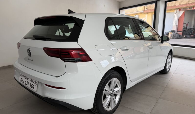 
								VOLKSWAGEN Golf Life 2.0 TDI 115cv lleno									