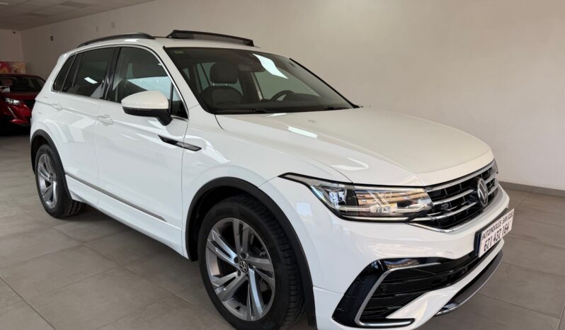 
								VOLKSWAGEN Tiguan RLine 2.0 TDI 110kW 150CV lleno									
